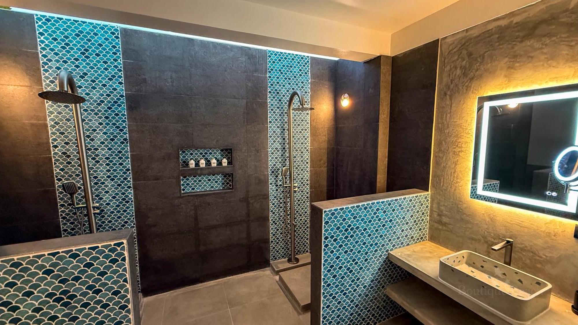 Suite Mezzanine Room on all inclusive Two dives per